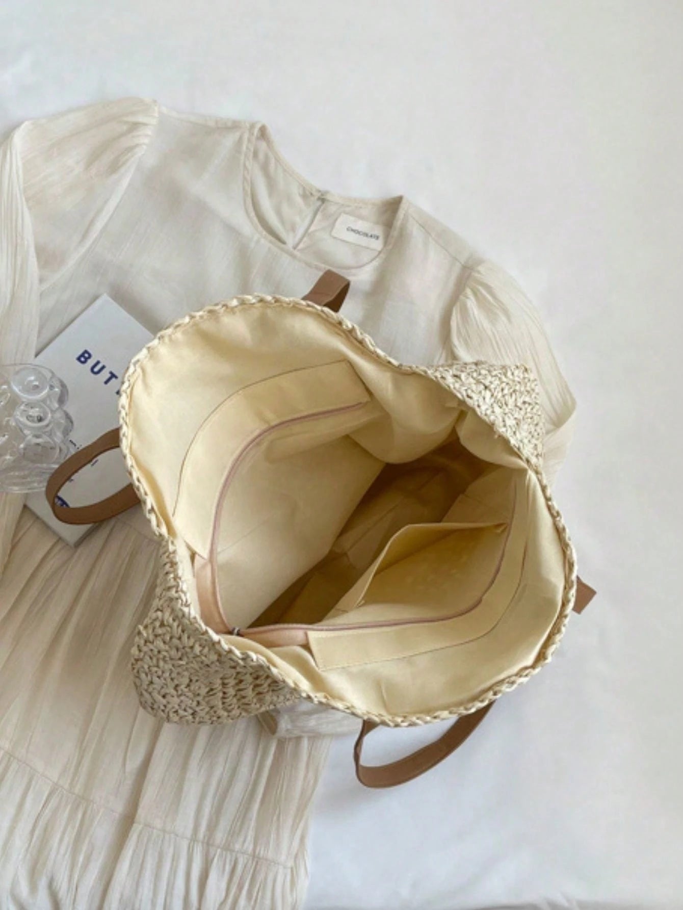 Classic Woven Bag Women's Round Beach Shoulder Bag, Women's Straw Woven Bag, Crossbody Bag, Handbag, Beach Essential, Beach Necessity, Beach Supplies And Summer Essential, Summer Vacation Bag, Holiday