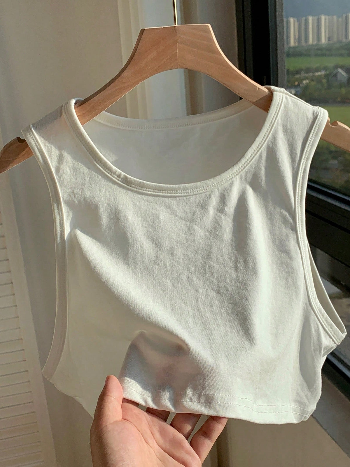 Comfortcana Solid Crop Tank Top