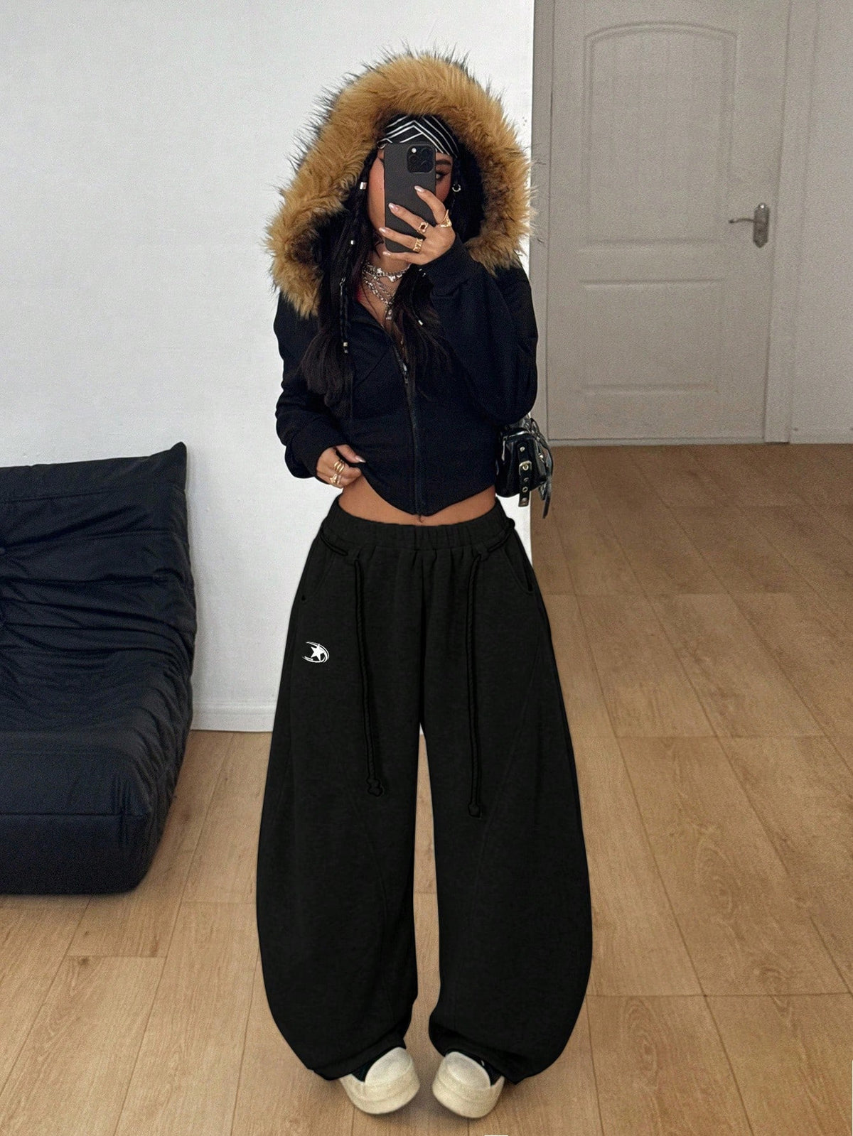 Coolane Women's Winter Grey Oversized Wide Leg Sweatpants,Streetwear Lounge Preppy French Casual Warm Comfortable Elastic Waistband Curved Hem Comfy Pants
