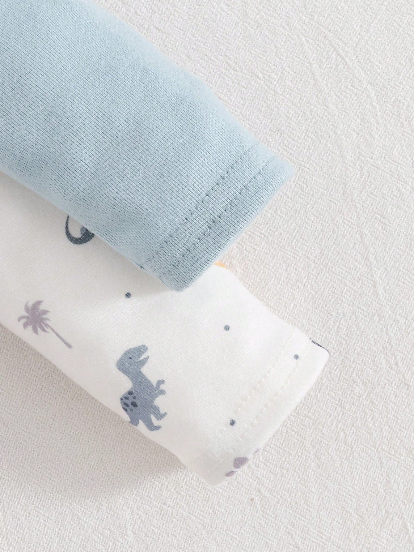 Cozy Pixies Newborn Baby Boy/Girl Cartoon Dinosaur Pattern Knitted Soft Round Neck Long Sleeve Romper & Pants 2-Piece Set