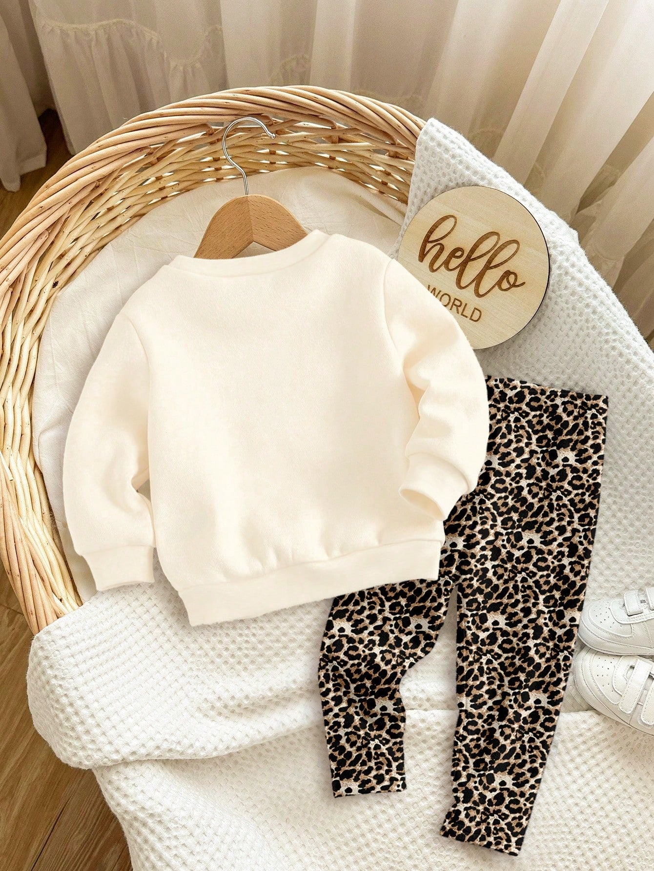 Cream White,Autumn,Cute Modest,Family Matching Vintage Leopard Bow Baby Girl Casual Knitted Soft Crew Neck Long Sleeve Winter Sweatshirt & Leggings