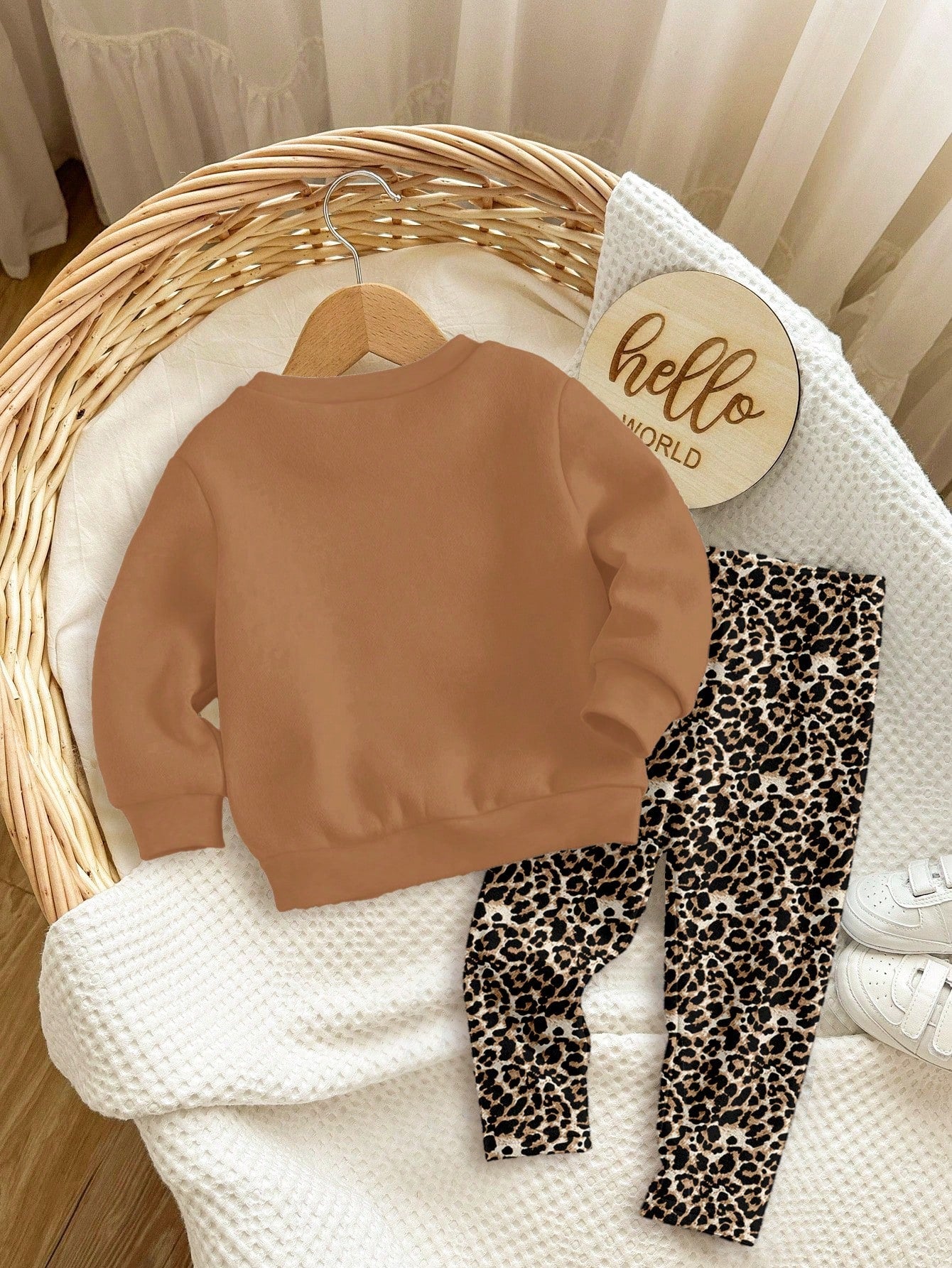Cream White,Autumn,Cute Modest,Family Matching Vintage Leopard Bow Baby Girl Casual Knitted Soft Crew Neck Long Sleeve Winter Sweatshirt & Leggings