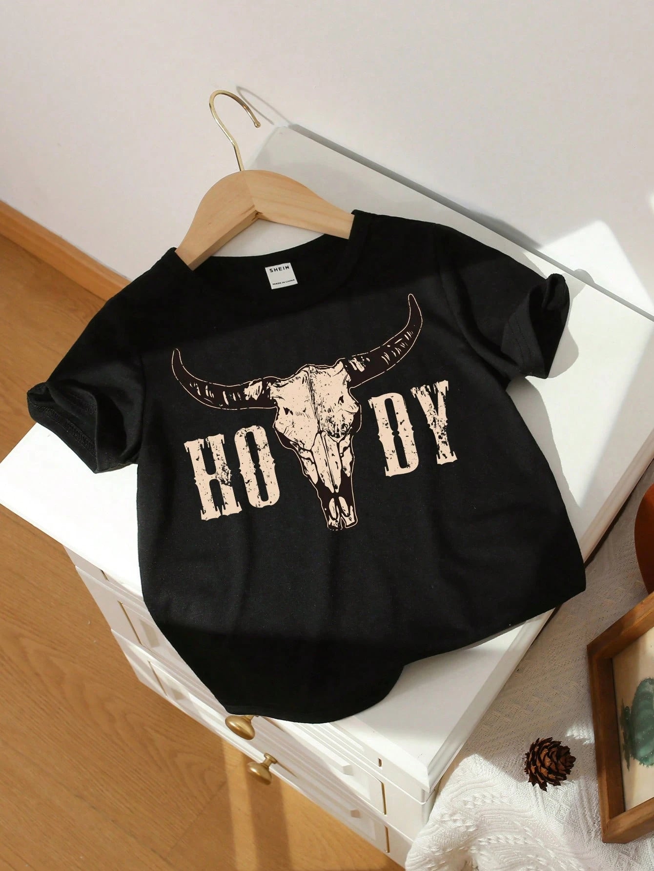 Crow Boy, Baby Boy Casual Minimalist Cartoon Ox Head & Letter Print Short Sleeve Top, Summer, 95% Cotton