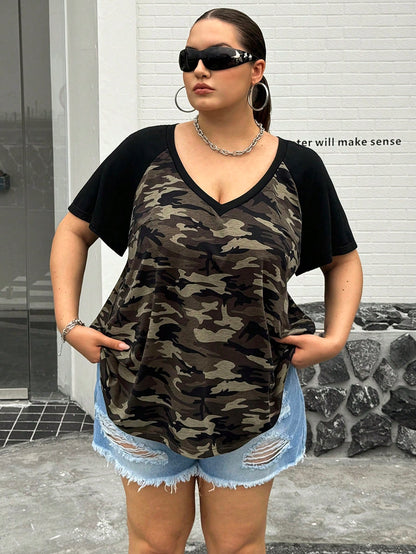 CURVE+ Plus Size Camouflage Print Contrast Sleeve T-Shirt, Suitable For Spring/Summer Vacation