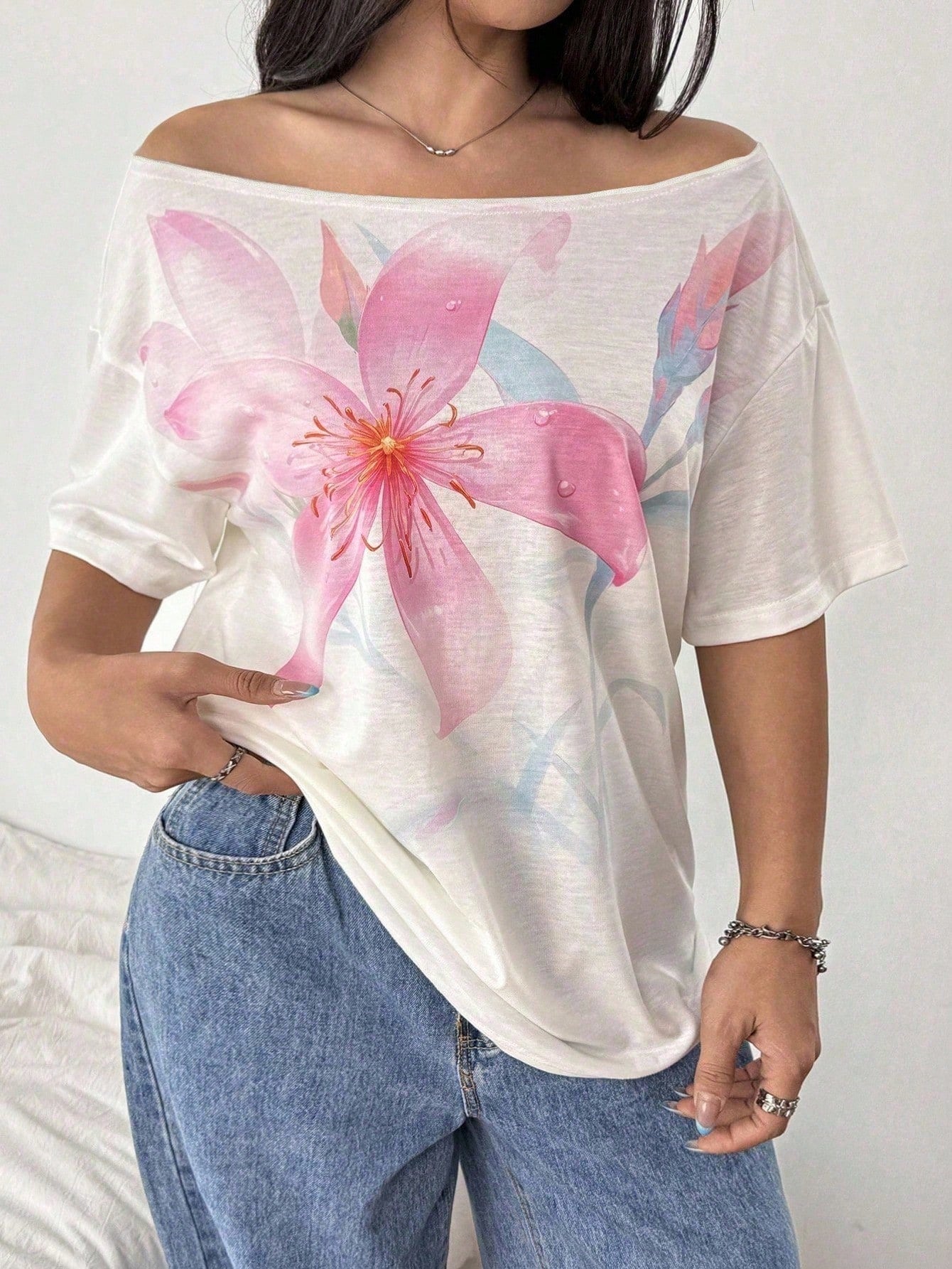 CURVE+ Plus Size Women's White Summer Smart Casual Everyday Loose Asymmetrical Neck Off-Shoulder Digital Floral Print Short Sleeve T-Shirt,Elegant Top Fall