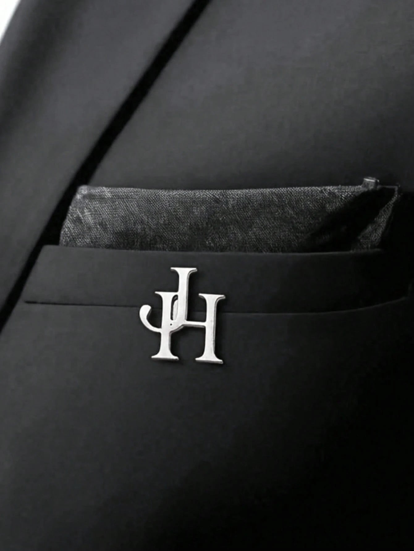 Customized Letter Brooch, Personalized Couple Letter Wedding Brooch, Stainless Steel Lapel Pin For Boy, Groomsman Brooch, Teacher's Day Gift, Fashionable Boy's Accessory, Exquisite And Unique, Father'