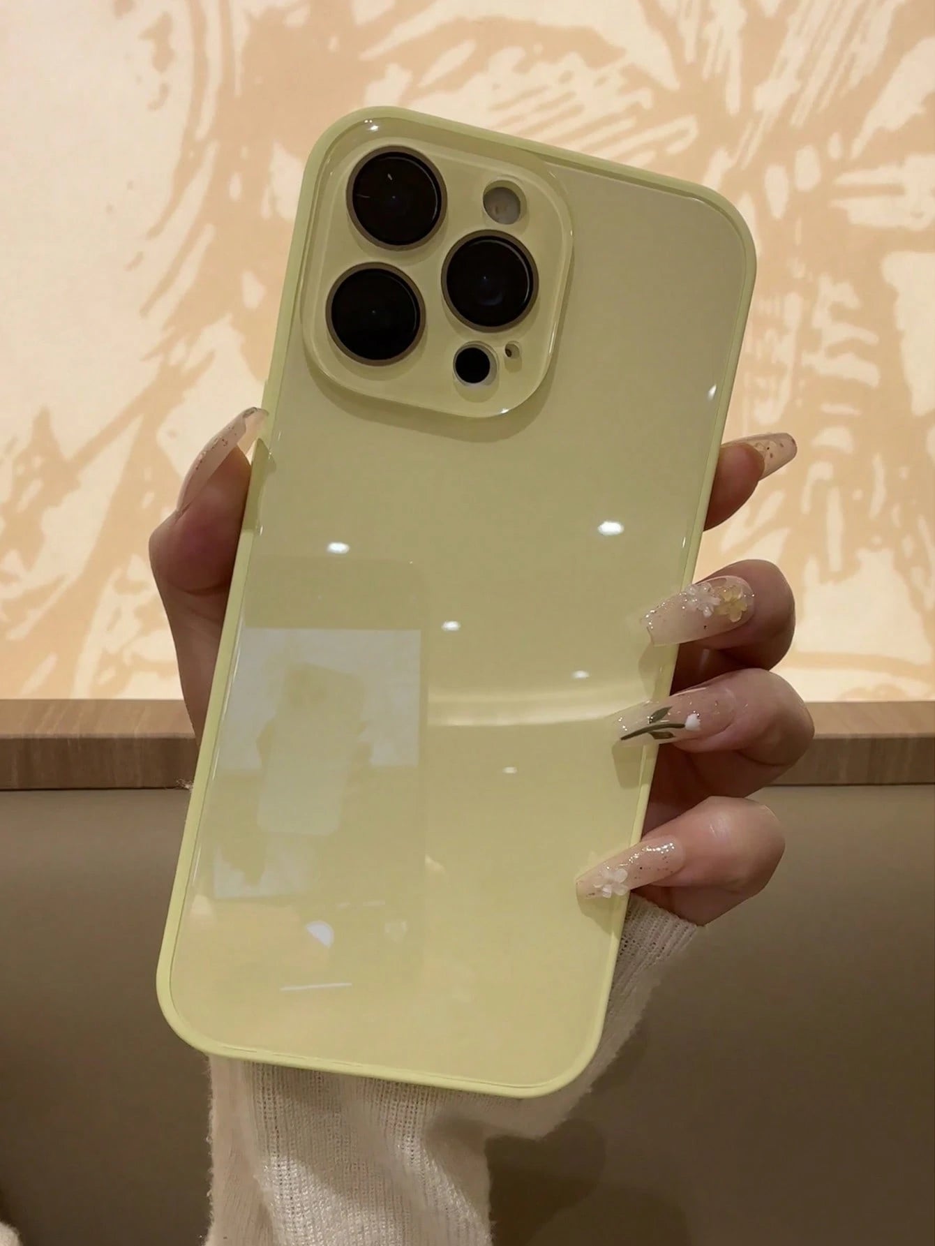 Cute Minimalist Luxury Solid Color Fashion Glossy Glass Finish Phone Case Compatible With 17 Pro Max, 16, 15, 14, 13, 12, 11 Pro Max, Lens Protection, Minimalist Solid Color Cute & Elegant Phone Case