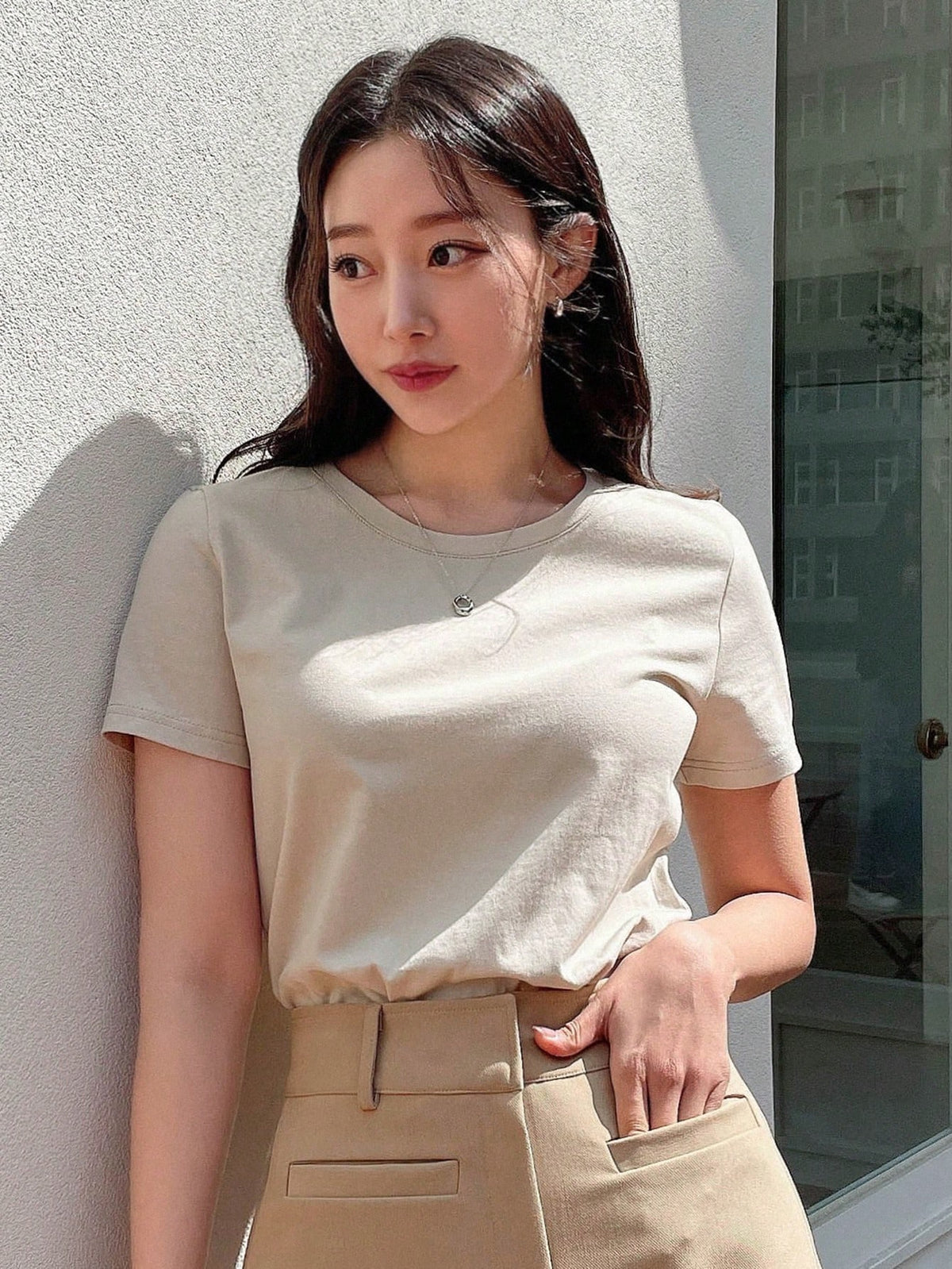 DAZY Solid Round Neck Tee
