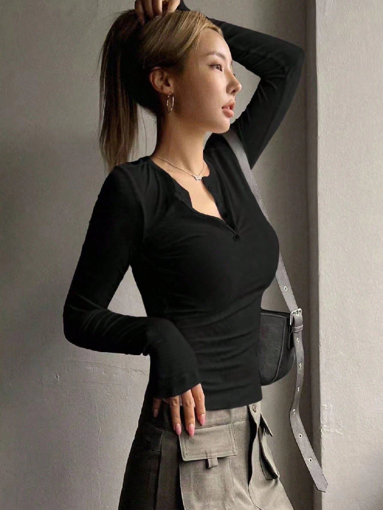 DAZY Spring Summer Elegant Fitted Basic Base Layer Long Sleeve Cotton-Feel T-Shirt
