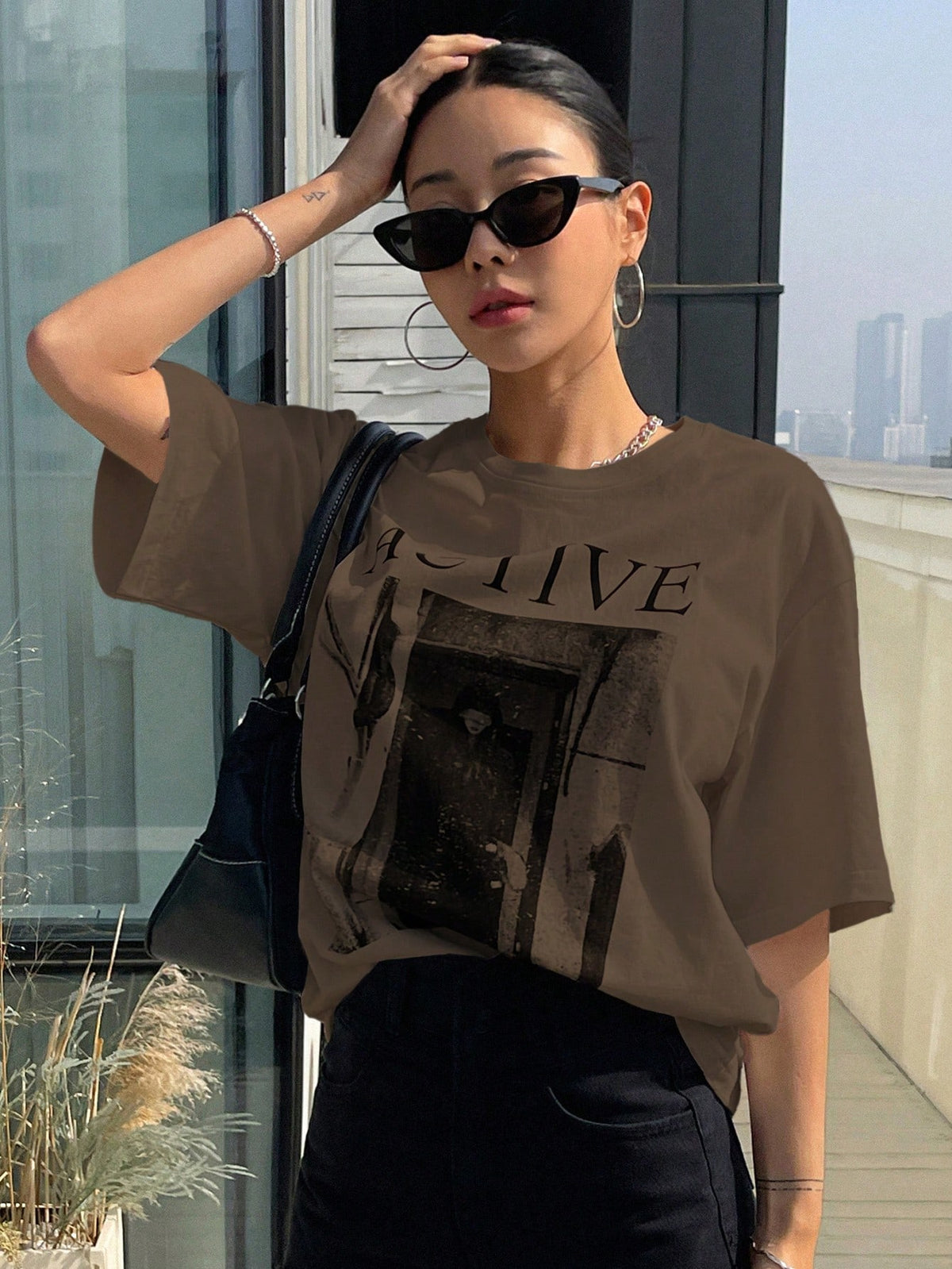 DAZY Women's Loose Fit Short Sleeve T-Shirt With Letter Print Round Neckline ACTIVE Summer,Graphic Tees