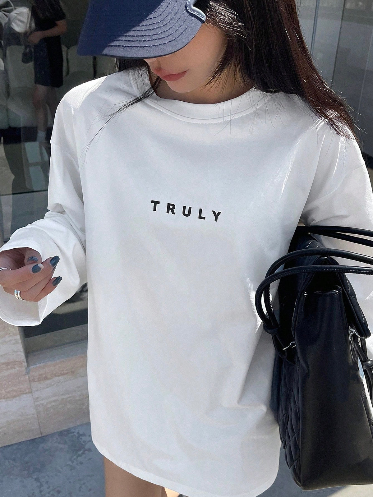 DAZY Women's Round Neck Drop Shoulder T-Shirt With Letter Print,Fall Clothes Long Sleeve Women Tops