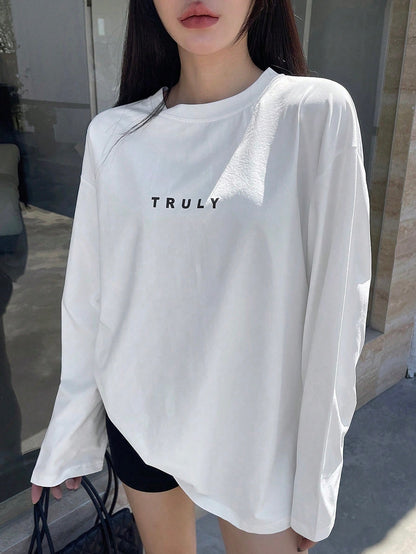 DAZY Women's Round Neck Drop Shoulder T-Shirt With Letter Print,Fall Clothes Long Sleeve Women Tops