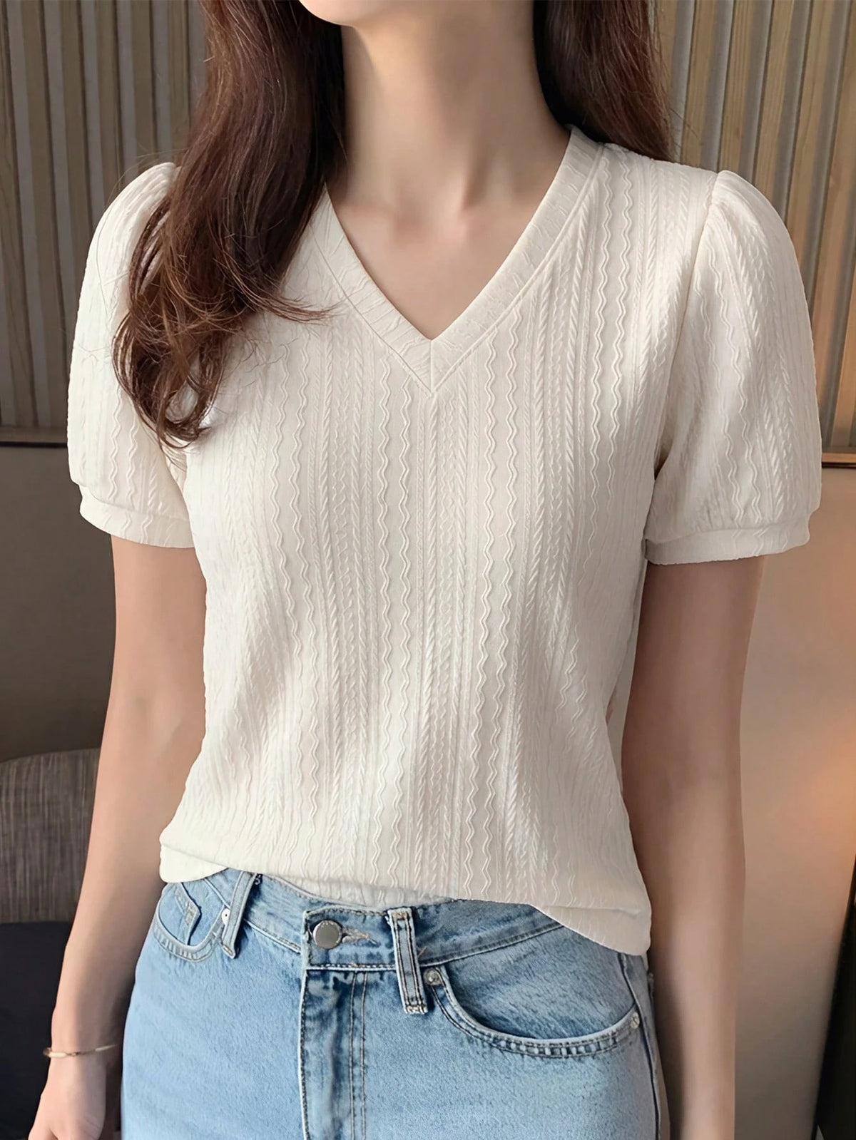 DAZY Women's V-Neck Casual Loose Fitting Commuter Versatile Short Sleeve T-Shirt, Summer