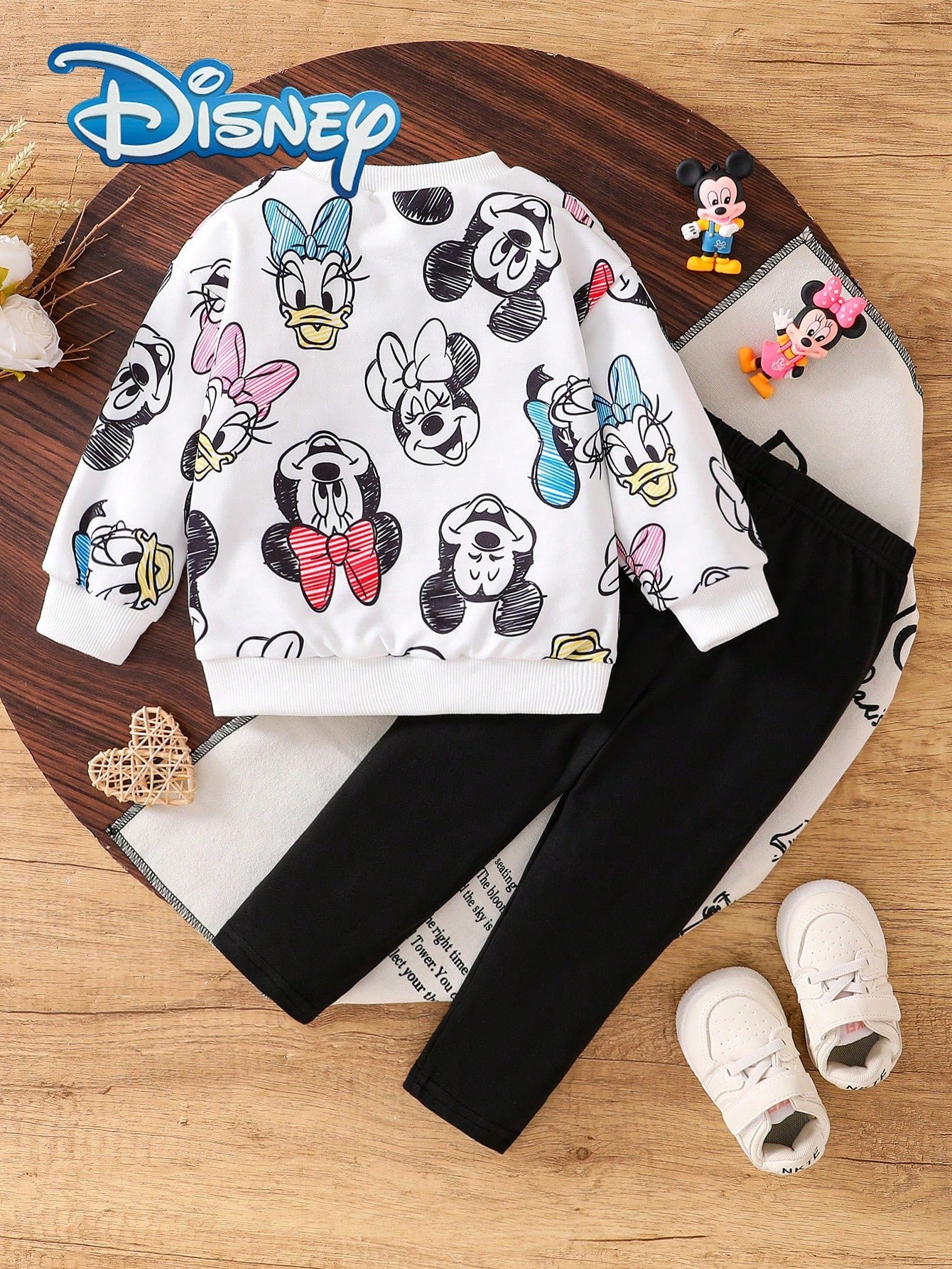 Disney Autumn/Winter Baby Girl Newborn Mickey Mouse Cute Long Sleeve Sweatshirt And Long Pants Set With Mickey Minnie Donald Duck Family Love Cartoon Pattern, Slightly Elastic, Suitable For Baby Newbo