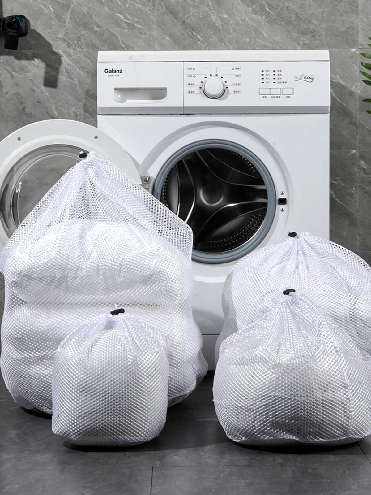 Drawstring Mesh Laundry Bag Set, Includes Anti-Tangle Laundry Balls And Laundry Beads Zipper Bag, Multiple Sizes Laundry Protection Bags, Suitable For Storing Bras, Underwear, Socks, Duvet Covers, Cur