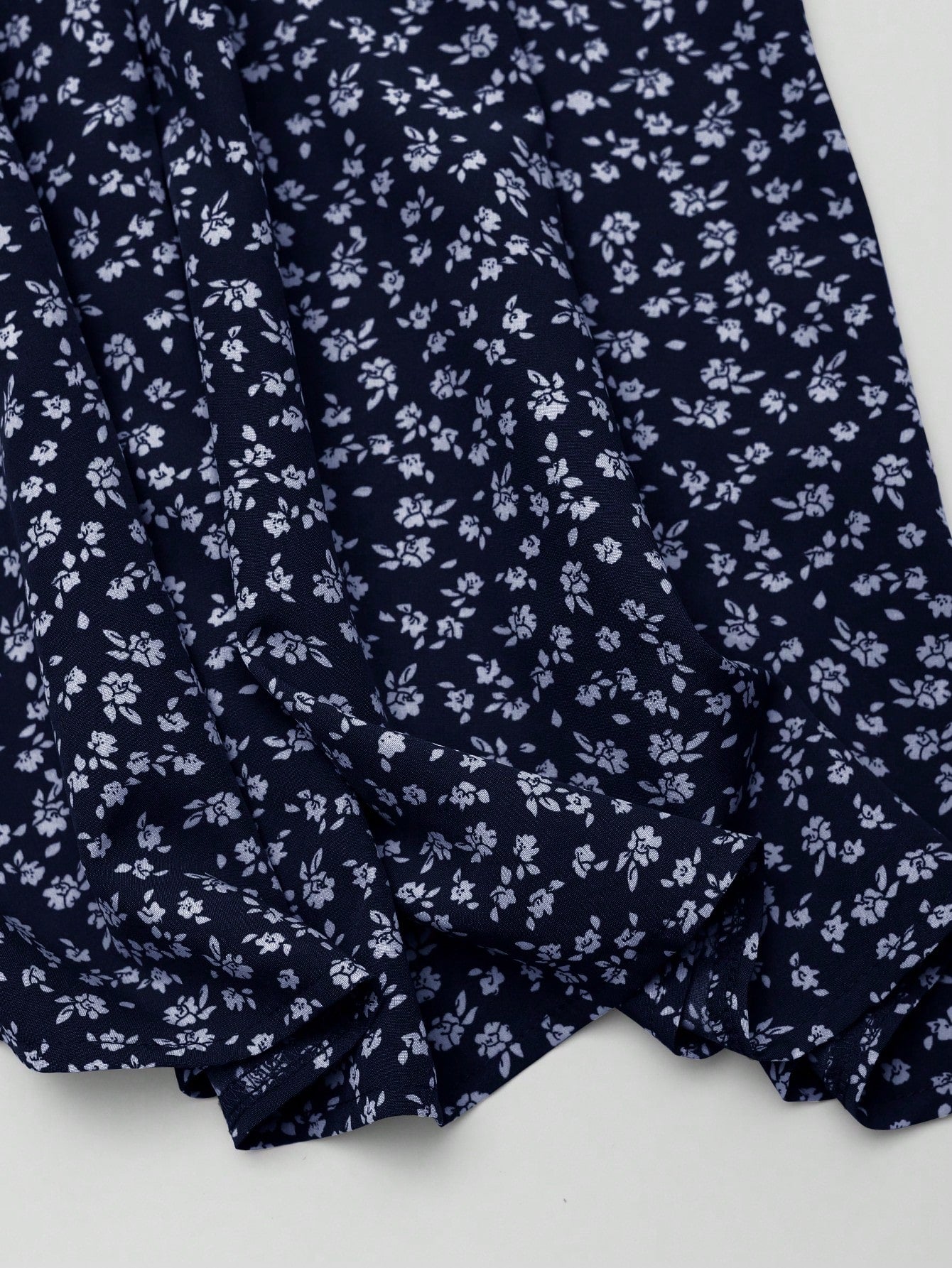 EARO Women's Spring/Summer Ditsy Floral High Waist A-Line Flowy Chiffon Skirt, Casual Outdoor