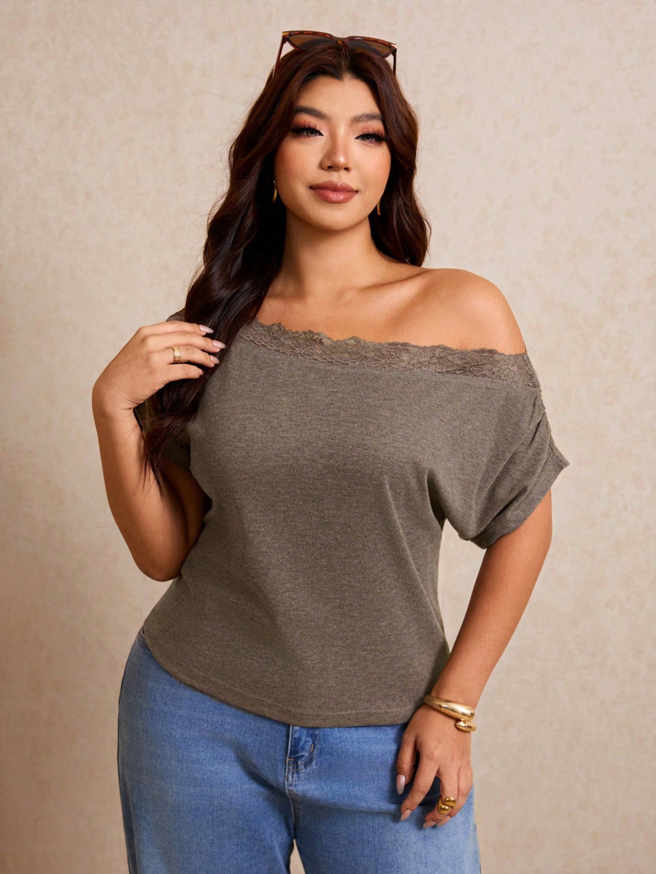 Elaquor Plus Size Summer Casual Lace Patchwork Asymmetric Collar T-Shirt