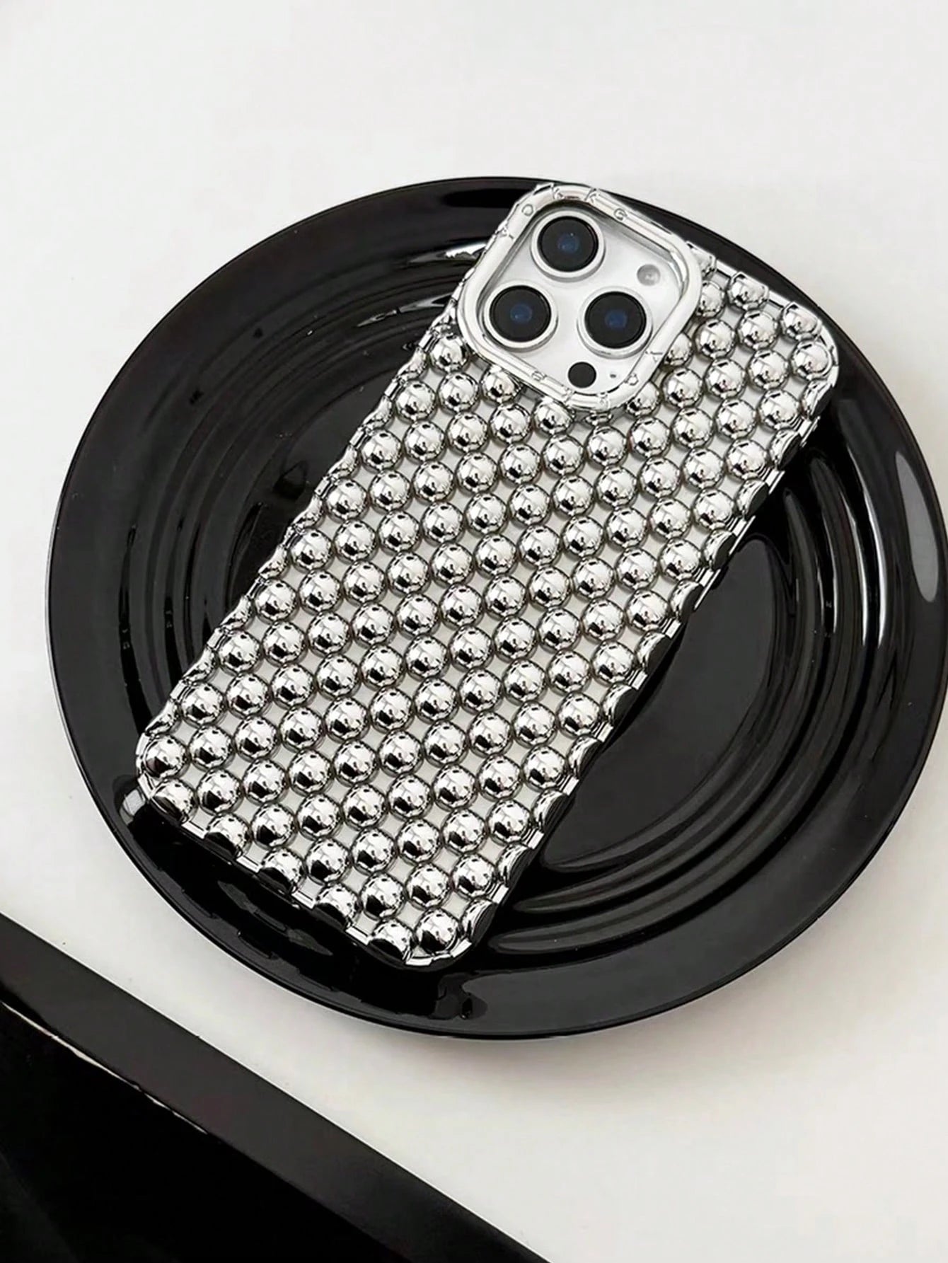 Elegant Hollow Steel Bead Electroplated Matte Silver Phone Case Compatible With Iphone 16, IPhone 15 Pro Max, IPhone 17/17 Pro/17 Pro Max, New IPhone 14 Soft Case, IPhone 13 Anti-Fall Protective Cover