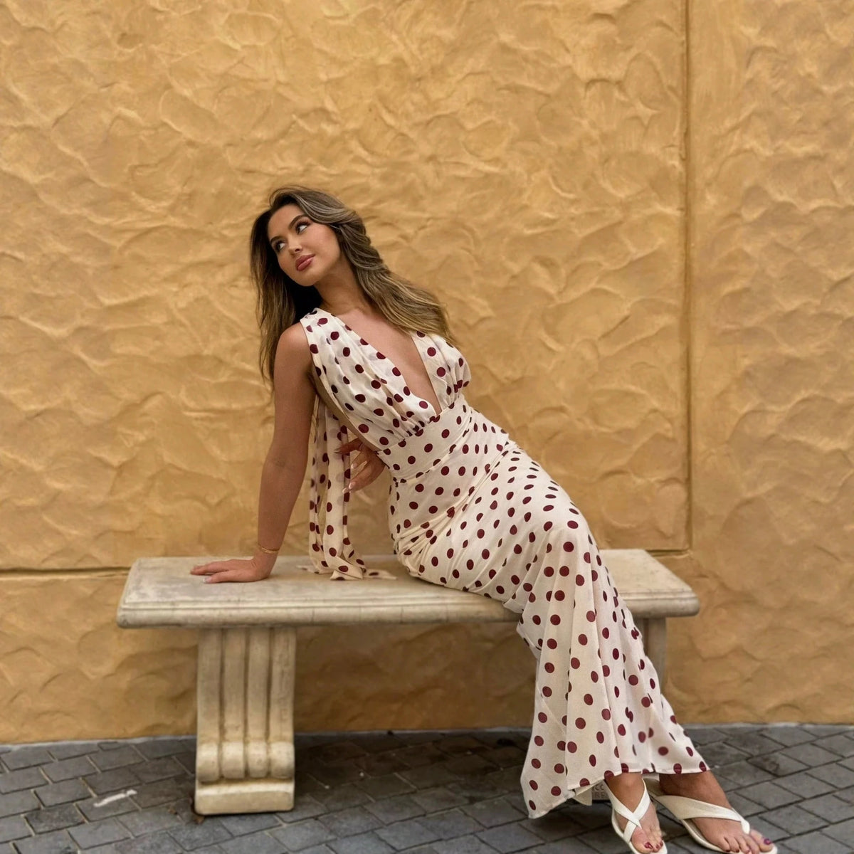 Elegant Polka Dot V Neck Bodycon Maxi Dress Women 2026 Slim Fit Chic Sleeveless Dress