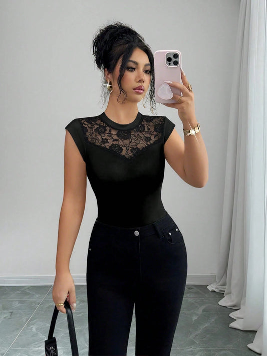 Elenzga Women's Fashion Round Neck Elegant Lace Patchwork Keyhole Neckline Slim Fit Camisole, Suitable For Daily Wear, Autumn/Winter & Spring/Summer