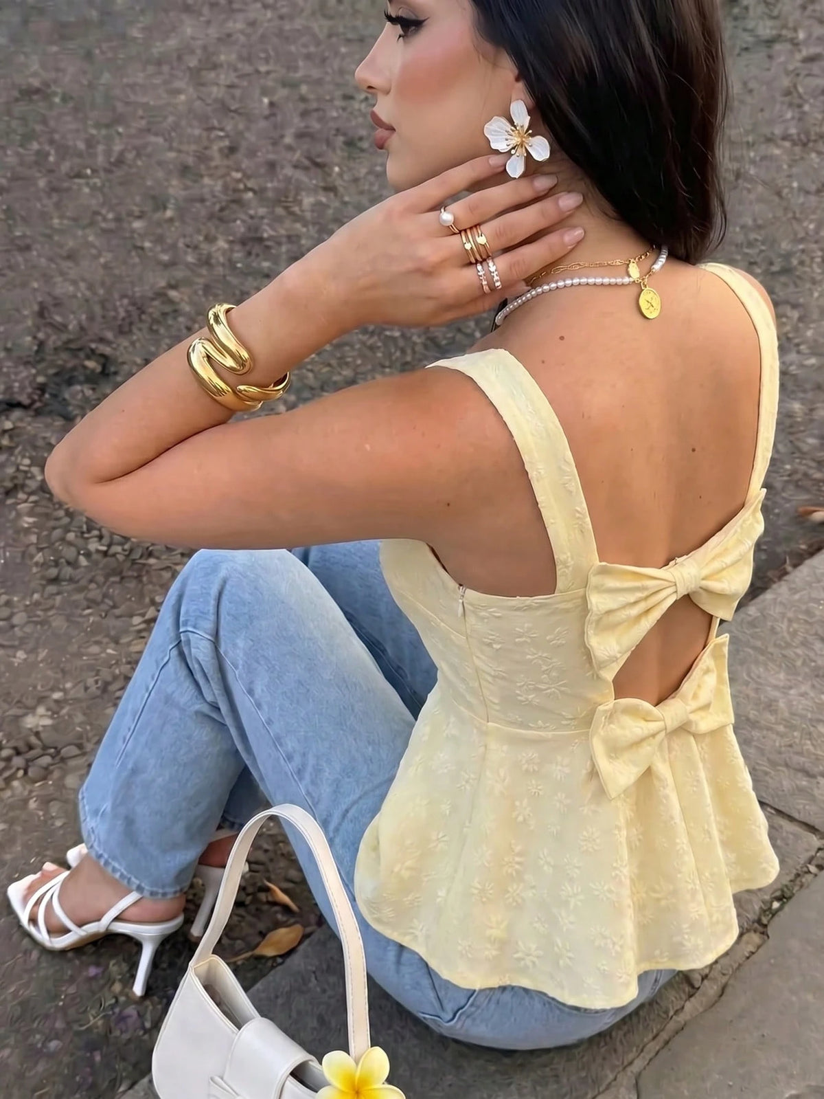 Elenzga Women's Fashionable Elegant Sleeveless Backless Bow Hollow Textured Fabric Tank Top, Suitable For Dates, Outings, And Commuting, Yellow