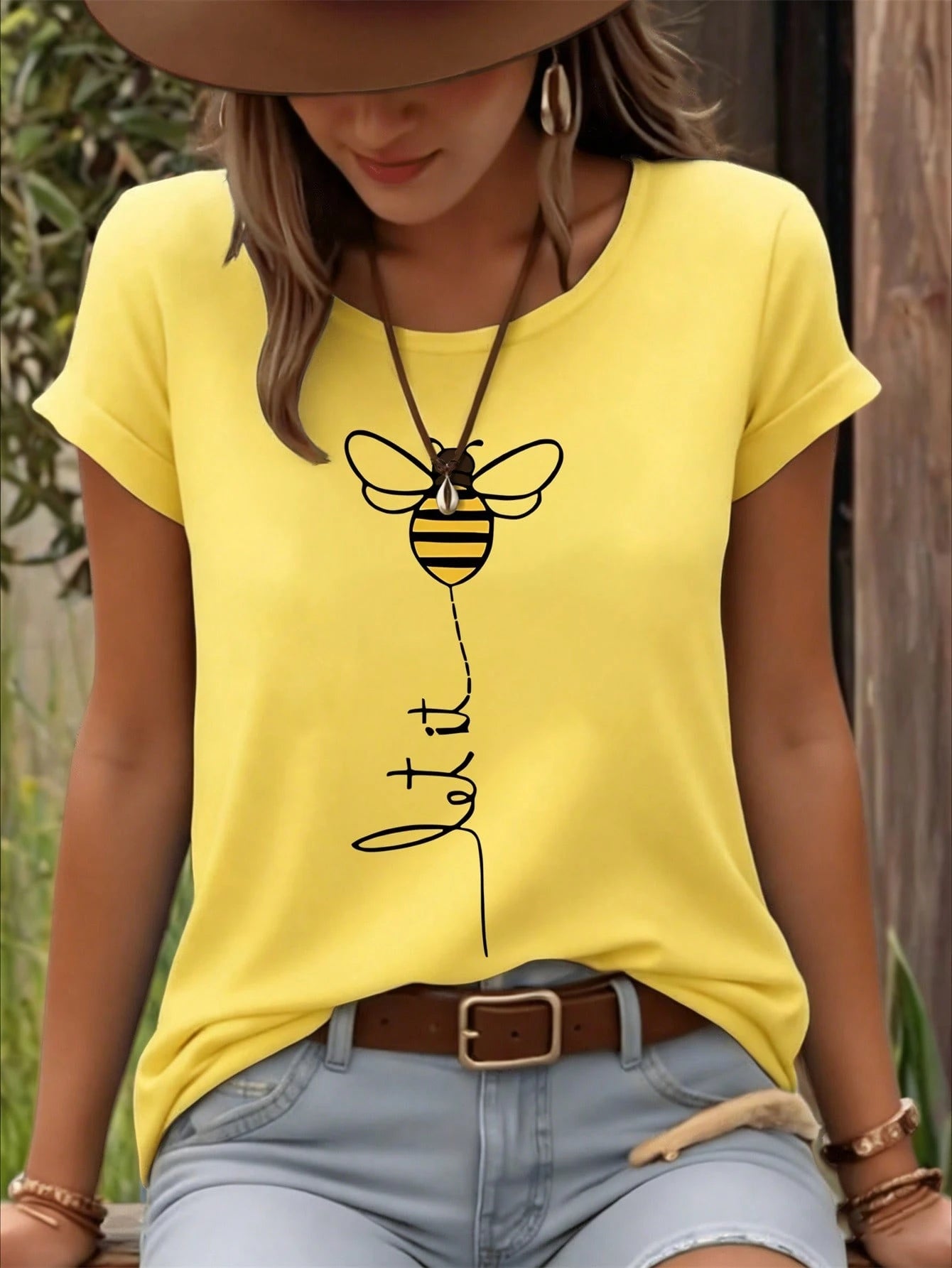 EMERY ROSE Minimalist Animal Print Round Neck Short Sleeve Plus Size T-Shirt