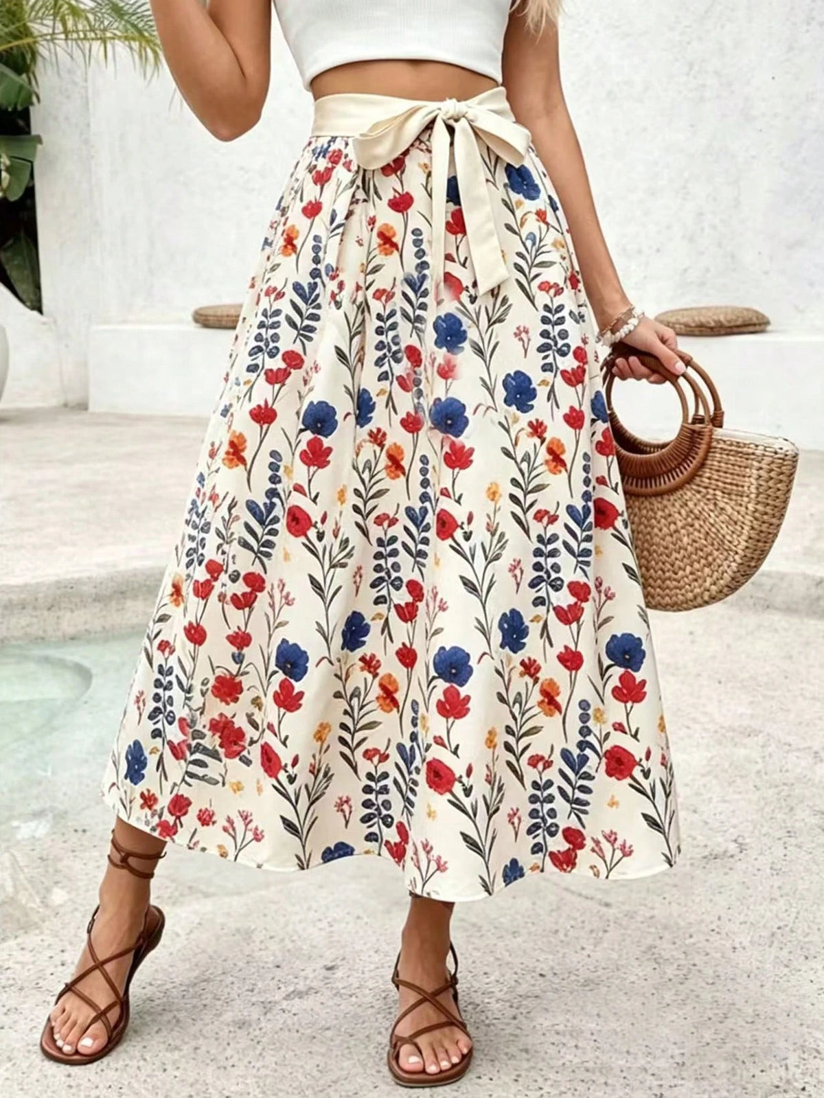 EMERY ROSE Summer For Women Beach Vacation For Women Floral Women's Half Skirt With Petal Print In Vacation Style