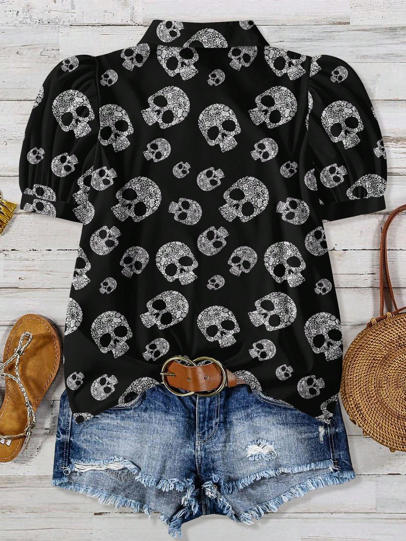 EMERY ROSE Women's Plus Size Halloween Skull Pattern Puff Sleeve Shirt,Casual Black Summer Goth Blouses For Concert Festival,Bohemian Renaissance Chic Clothing
