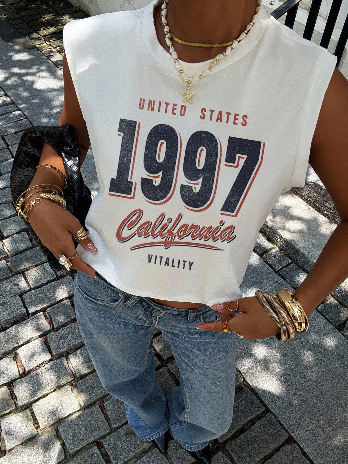 Essnce Women's Casual Round Neck Sleeveless Cropped Tank Top, Suitable For Summer, Retro American Vintage 1997 Print