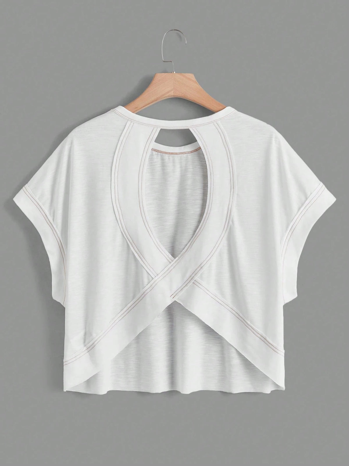 Essnce Women's Solid Color Back Hollow Out Batwing Sleeve T-Shirt