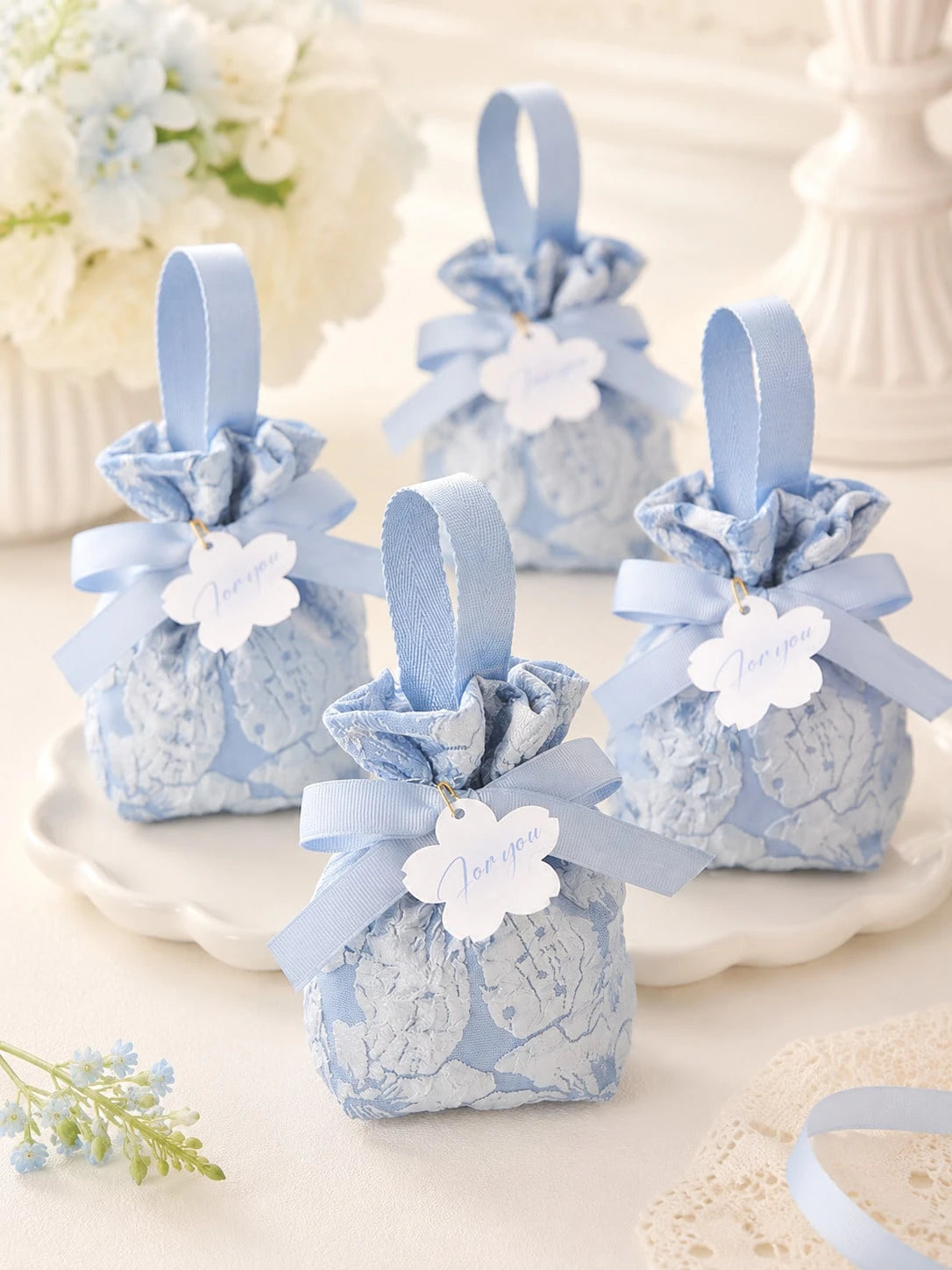 Extra Large Blue Floral Embroidered Satin Baby Shower Favor Bag, Reusable With Handle Tea Party Favor Bag, Suitable For Baby Shower, Gender Reveal, Baptism, First Birthday, Bridal Shower, Wedding (Blu