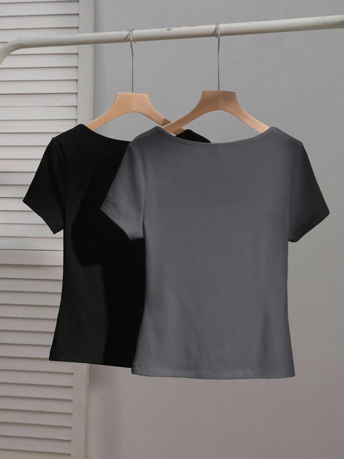 EZwear 2pcs Women's Square Neck Short Sleeve Casual Slim Fit Sexy T-Shirts, Black & Dark Grey, Suitable For Summer