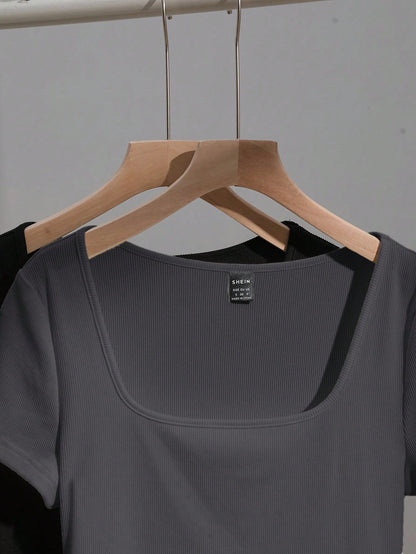 EZwear 2pcs Women's Square Neck Short Sleeve Casual Slim Fit Sexy T-Shirts, Black & Dark Grey, Suitable For Summer