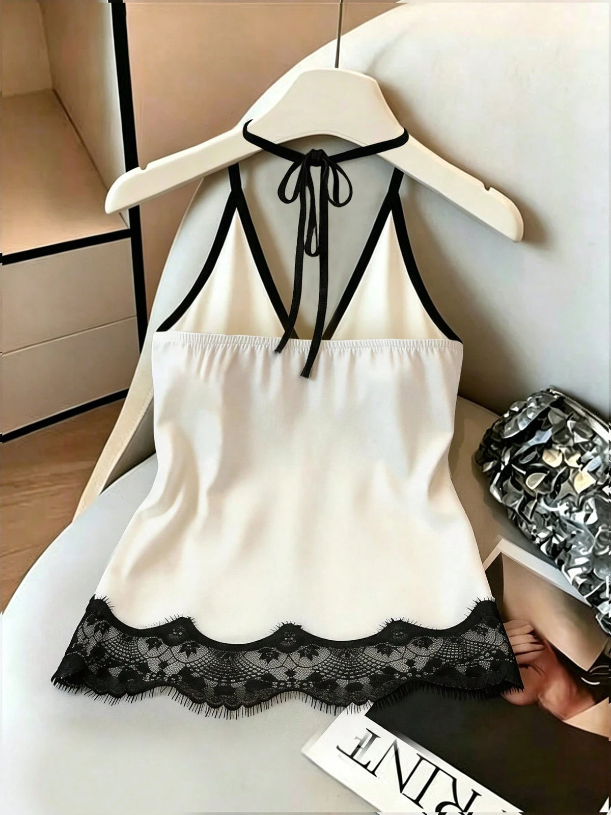 EZwear Women's Contrast Lace Fashion Sexy Halter Top