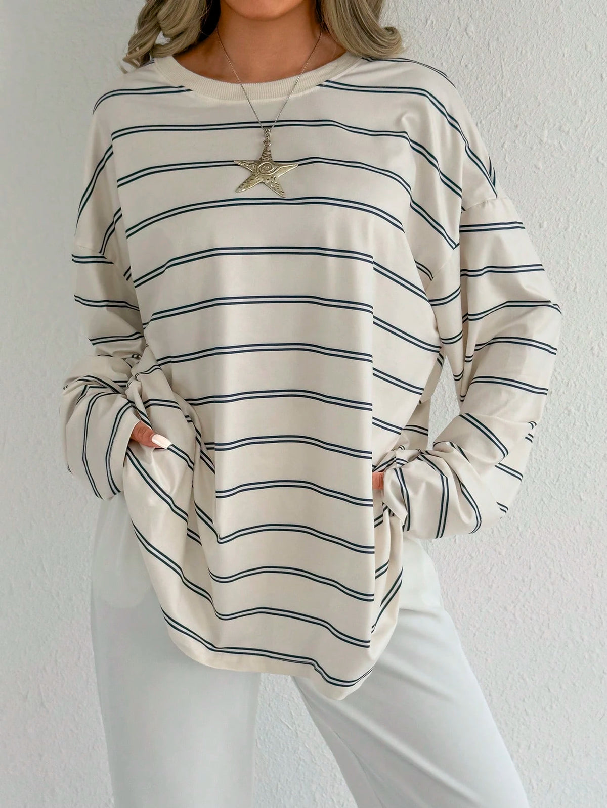 EZwear Women's Crew Neck Long Sleeve Striped Simple Casual Top For Daily Wear