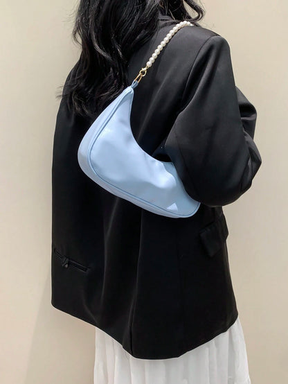 Fashionable Faux Pearl Chain Crescent Shoulder Bag, Stylish Shoulder Baguette Bag, Handheld Small Bag, Outdoor Casual Bag, Versatile Commuter Bag, Elegant Faux Pearl Bag, Pearl Bag