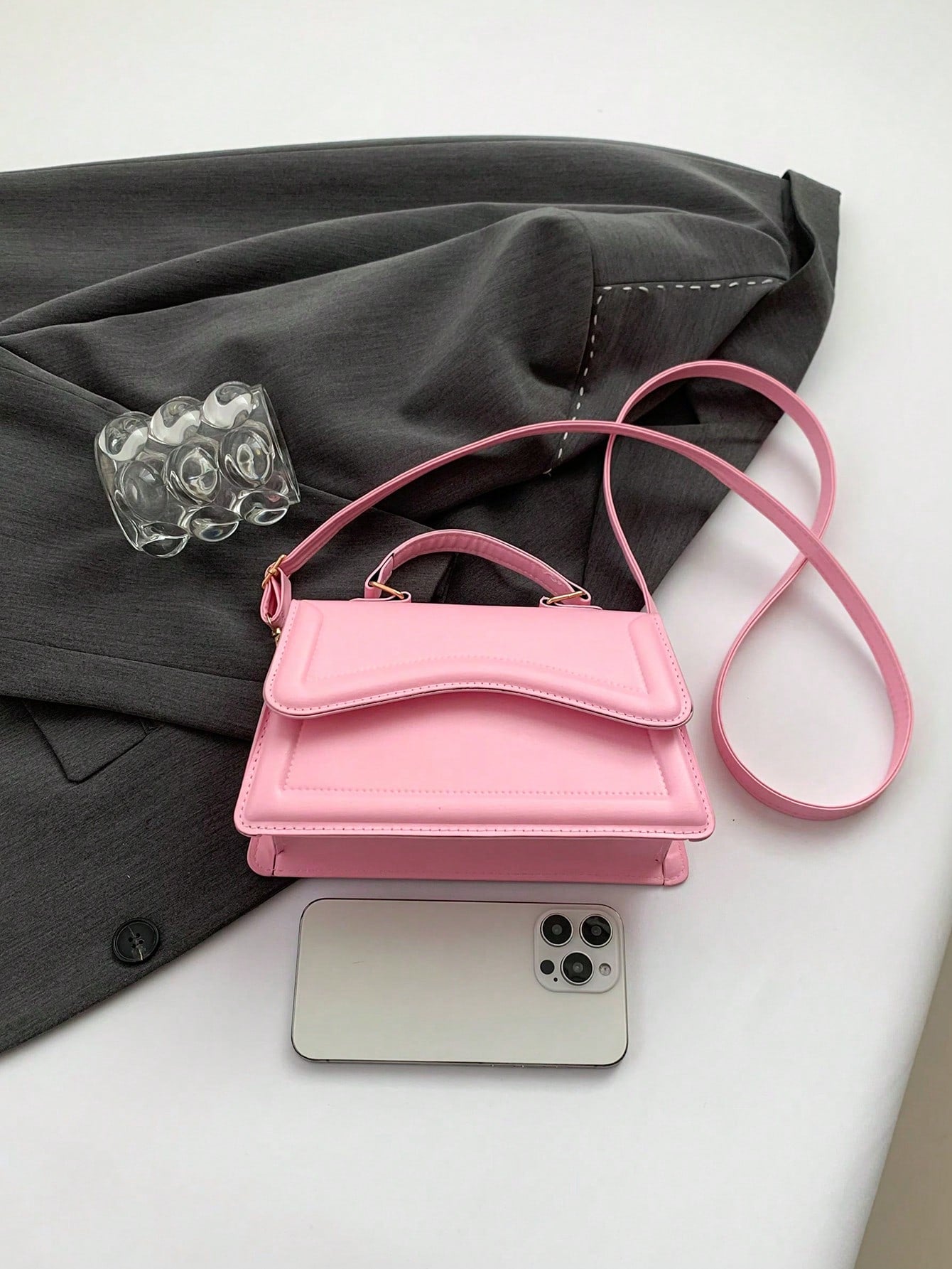 Fashionable Minimalist Solid Color Shoulder Diagonal Crossbody Handbag With Metal Hardware, Small Square Style, Pink