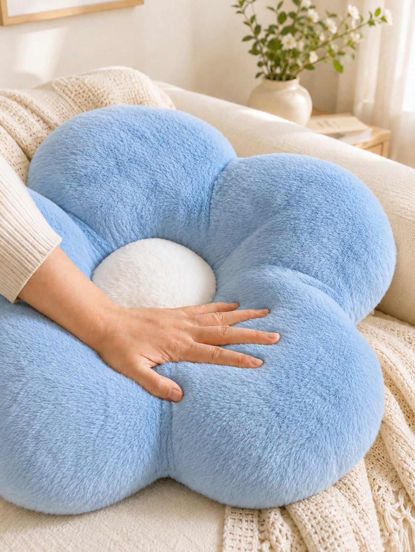 Flower Throw Pillow, Soft Decorative Sofa Chair Bed Cushion, Adult Bedroom Living Room Flower Floor Mat Pillow