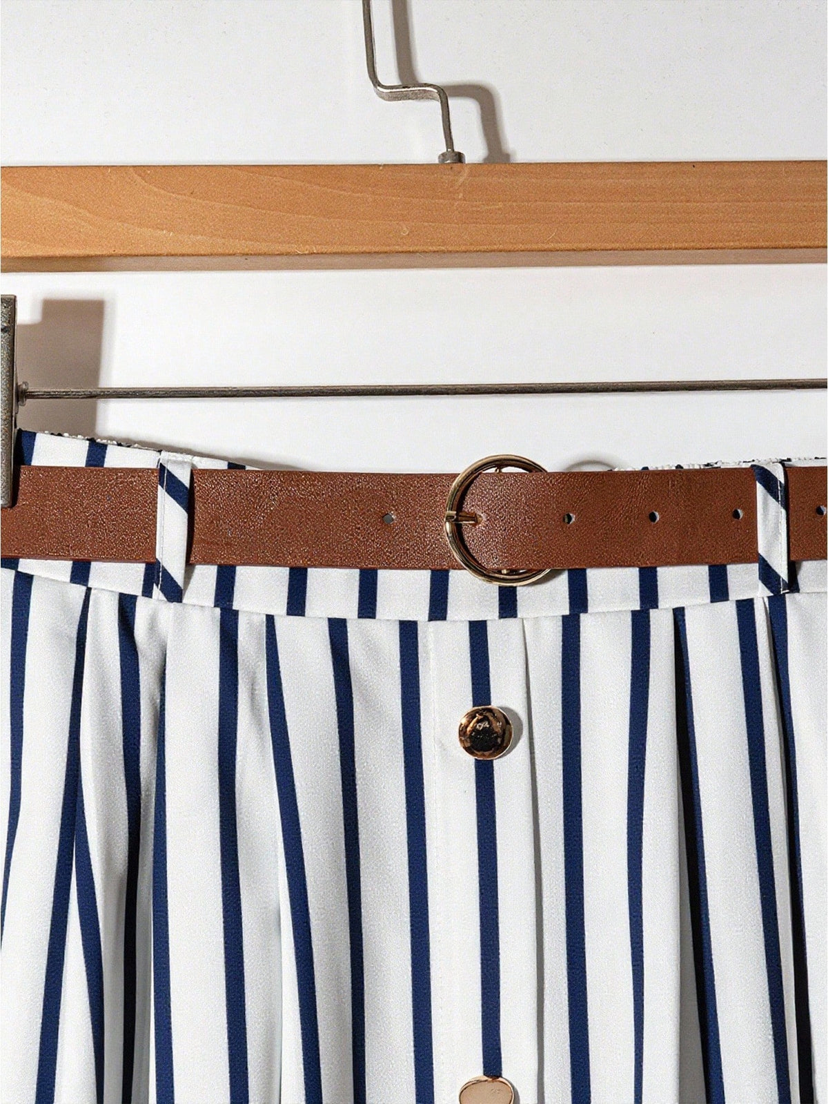 Franclia Casual Fashionable Versatile Elastic Waist With Brown Leather Belt Pleated Maxi Skirt
