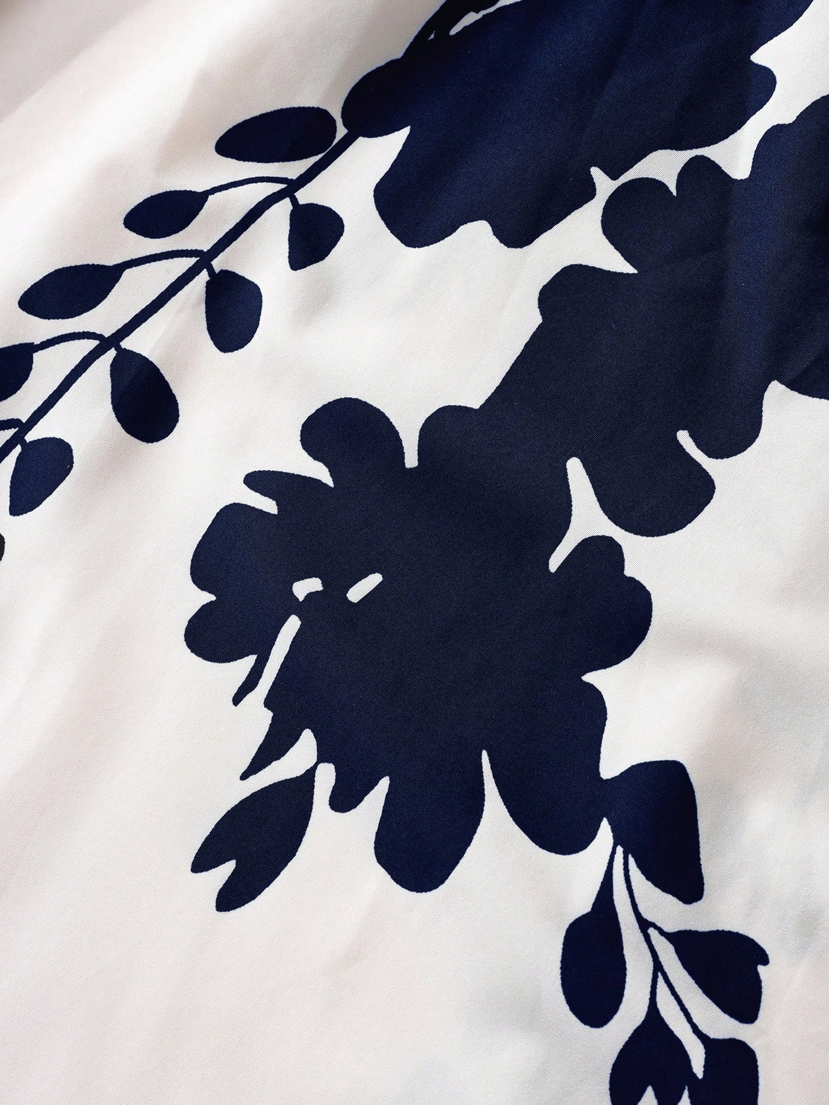 Franclia Fashionable Women's Placed Floral Print Skirt, Lightweight Vacation Placed Floral Print Skirt; Elastic Waistband, Twisted Knot Waist. Fashionable Novel Placed Floral Print Women's Skirt