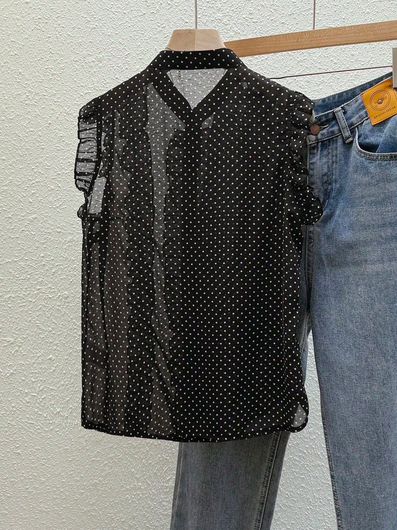 Franclia Women's Black Polka Dot Chiffon Blouse, Elegant Romantic Ruffle Hem
