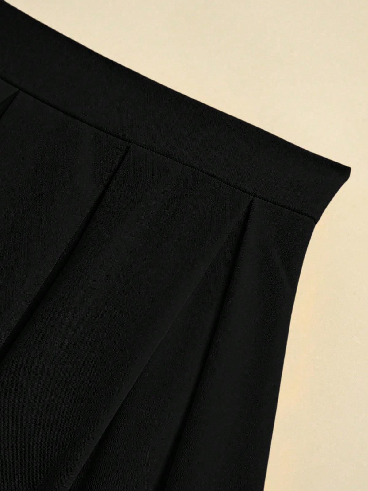 Franclia Women's Casual Pleated A-Line Black Skirt, Versatile For Spring & Autumn