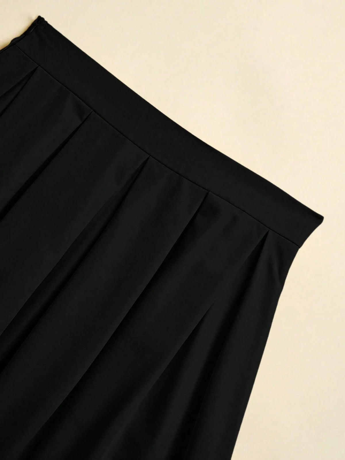 Franclia Women's Casual Pleated A-Line Black Skirt, Versatile For Spring & Autumn