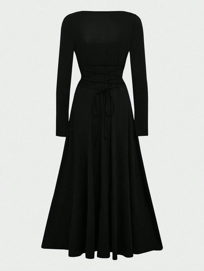 French Elegant Waist-Cinching High-Waisted Fitted Elegant Spaghetti Strap Square Neck Solid Color A-Line Midi Dress For Women Black
