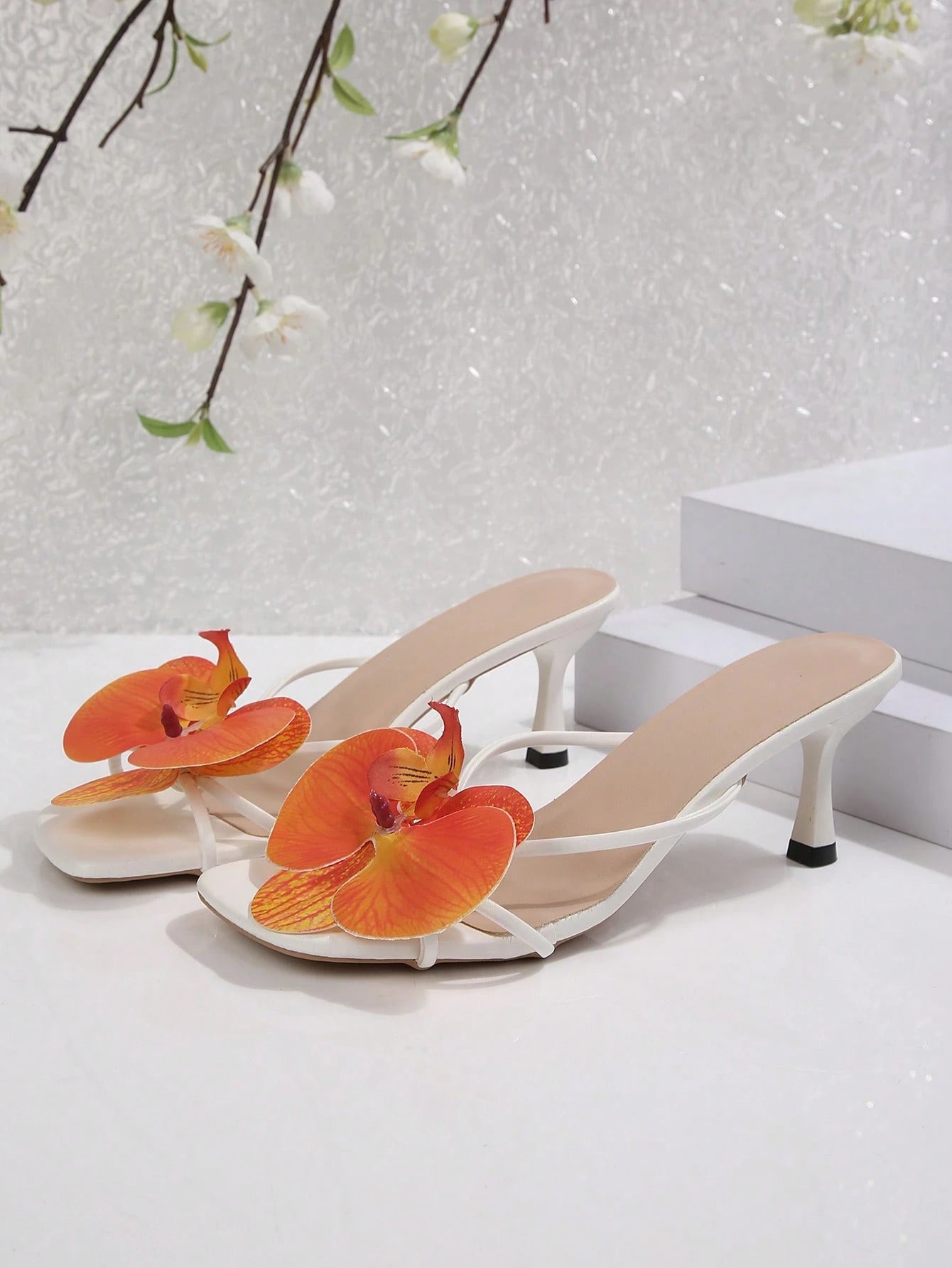 French Stiletto Heel Floral Strap Sandals, Minimalist Niche Slim Fit Summer Shoes Suitable For Dates, Shopping, Parties,Kitten Heels,Flip Flops