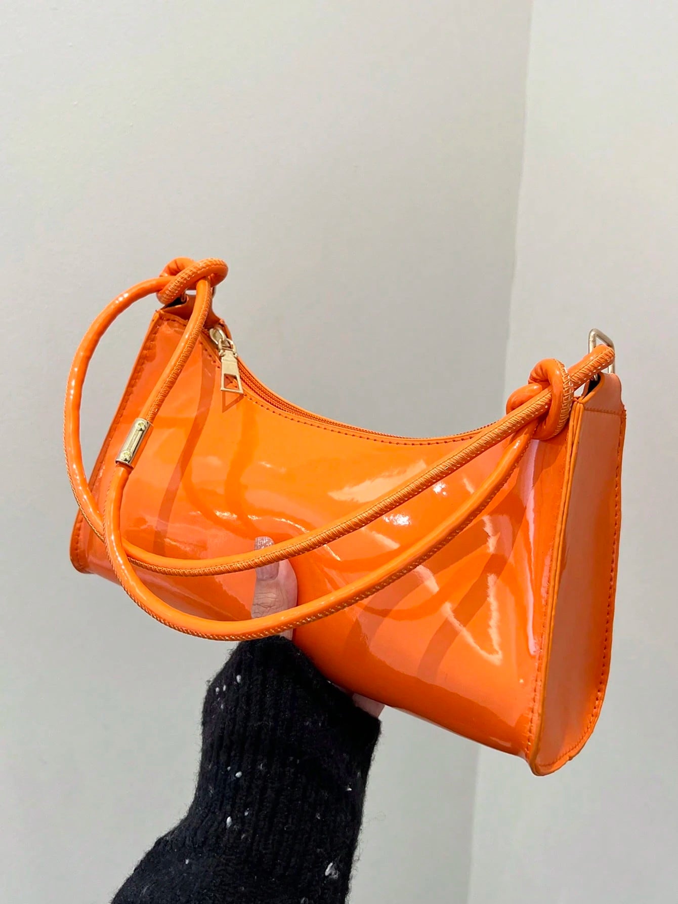 FRIFUL Spring/Summer New Smooth Chain Underarm Bag, Handbag, Shoulder Bag For Teenage Girls, Female College Students, Fashion Retro Zipper Bag, Suitable For Office, Work, Business, Commuting Women