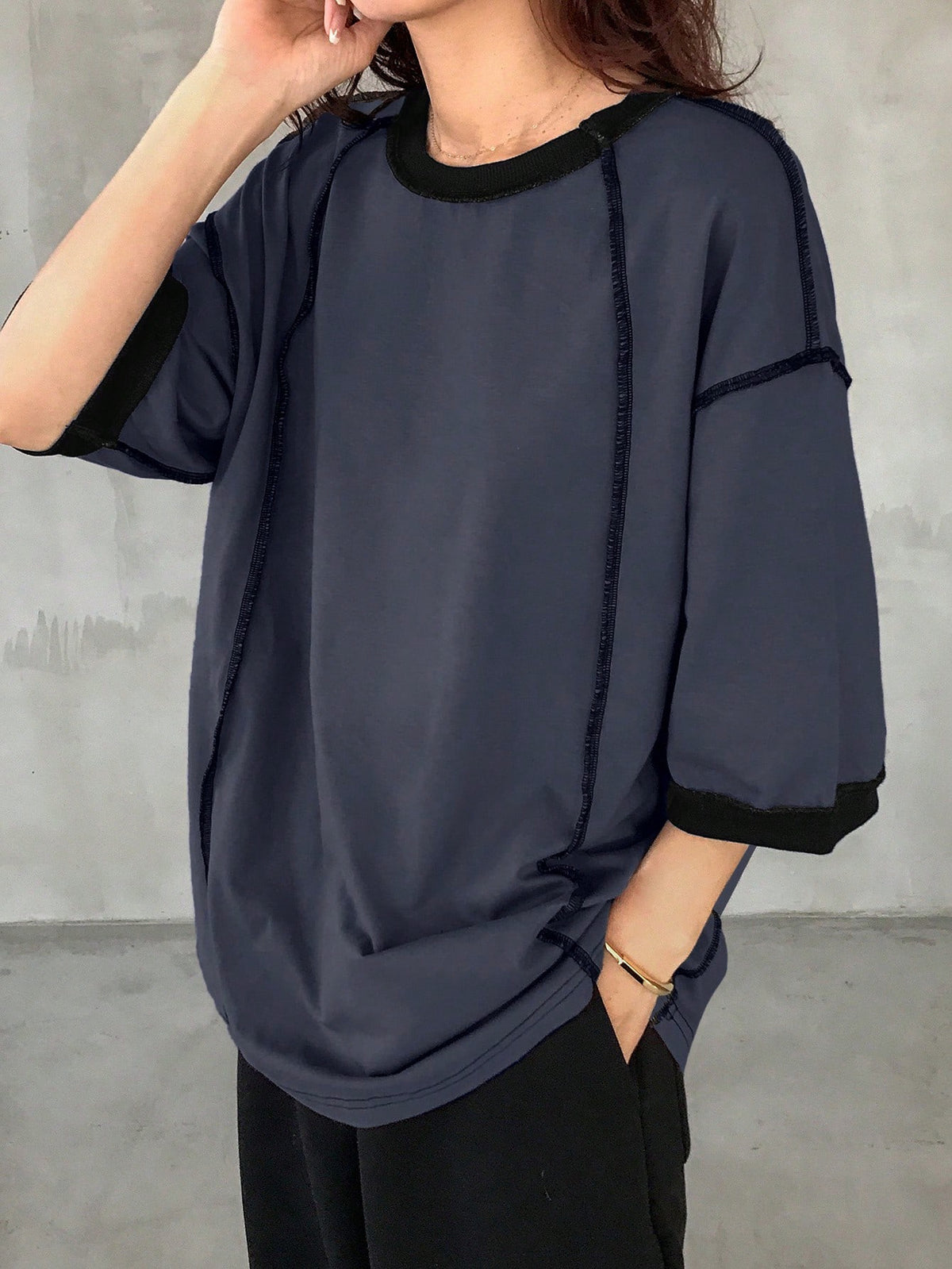 FRIFUL Women's Casual Loose Fit Round Neck Contrast Color Drop Shoulder T-Shirt, Versatile Oversized T-Shirt