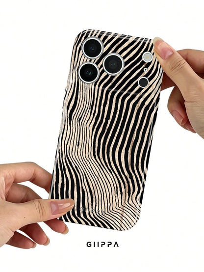 GIIPPA 1pc Beige Background With Black Asymmetric Zebra Pattern Design, Phone 17 Pro Max Phone Case, Compatible With Phone 16 Pro Max, 15 Pro Max, 14 Pro Max, Korean Style High-End Fashion Fun Phone C