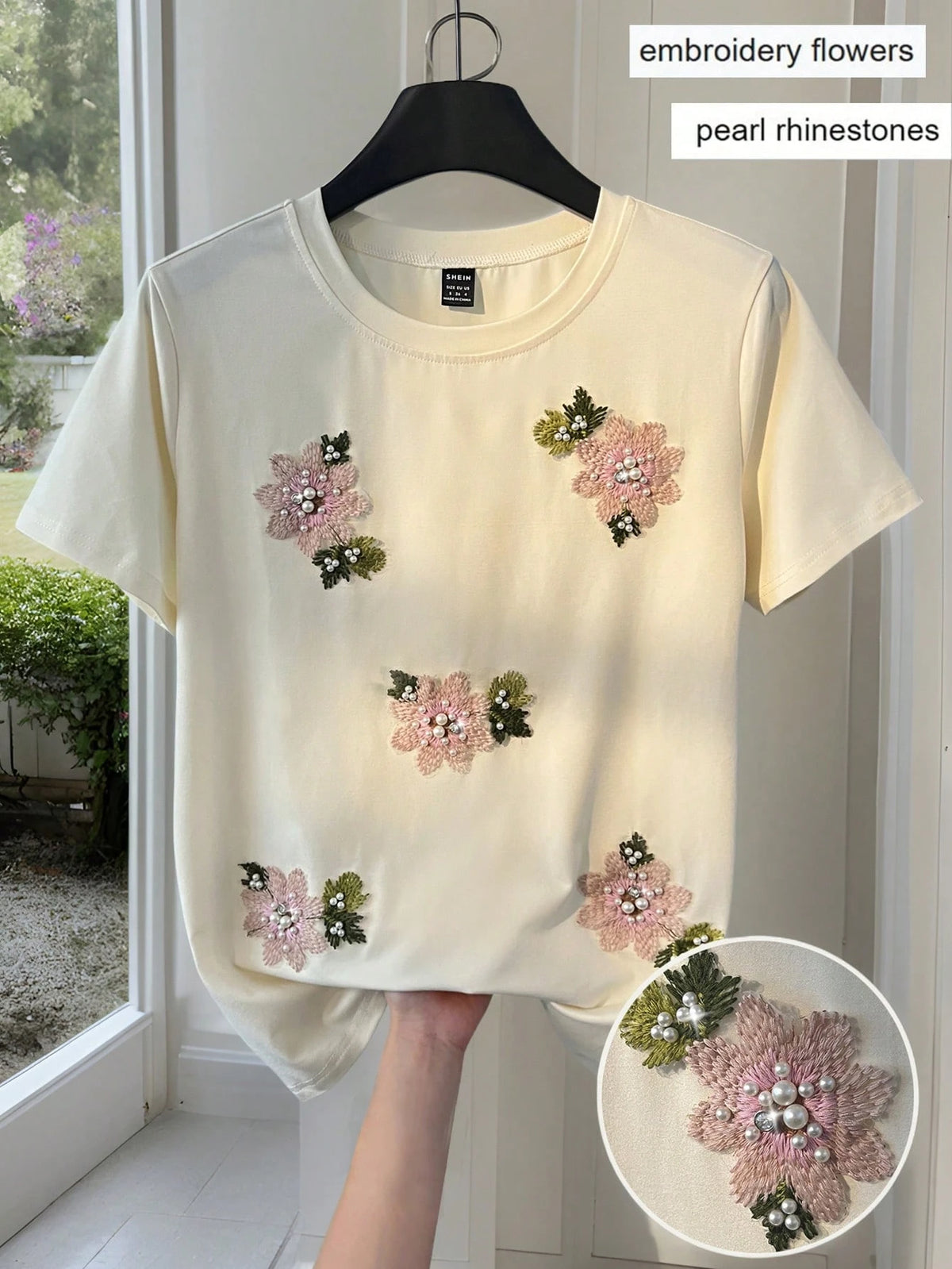 GlowEve Women's New Butterfly Floral Faux Embroidery Print Round Neck Short Sleeve T-Shirt, Summer Loose T-Shirt, Casual Elegant Style, Everyday White Flower