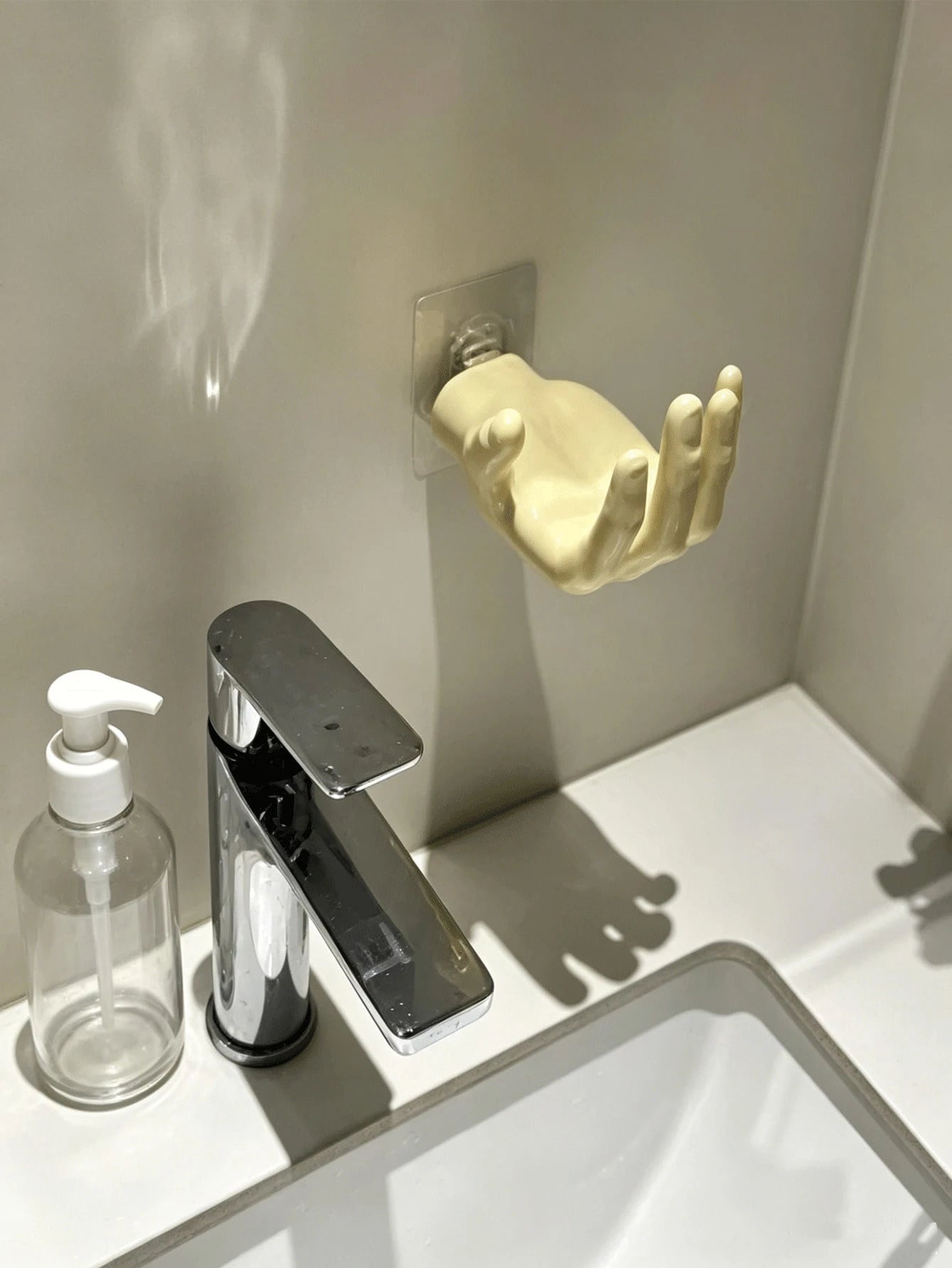 Hand-Shaped Storage Rack, Creative Palm Design Wall-Mounted Jewelry Organizer, Soap Dish, Suitable For Bathroom, Bedroom, Vanity, Back To School And Halloween